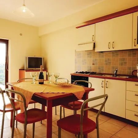 Apartment Alloggio Daniela Acquedolci